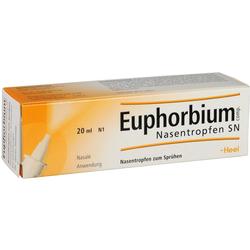 Eine orange-weiße Packung Nasentropfen mit der Aufschrift "Euphorbium".